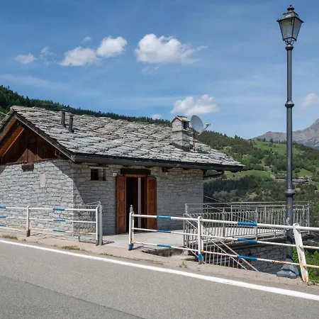 Holiday home Holiday Home Conclonaz By Interhome